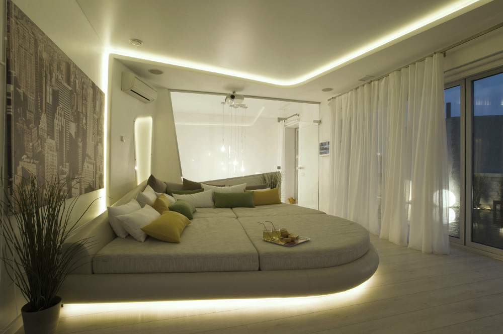 La importancia de la iluminación en el diseño de interiores.